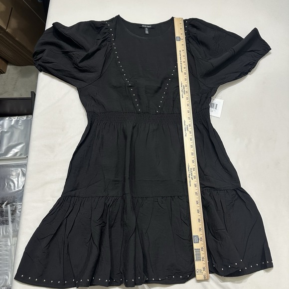 Ellen Tracy Womens Black Studded Crinkle Dress L Retail $109 NWT - Picture 8 of 10